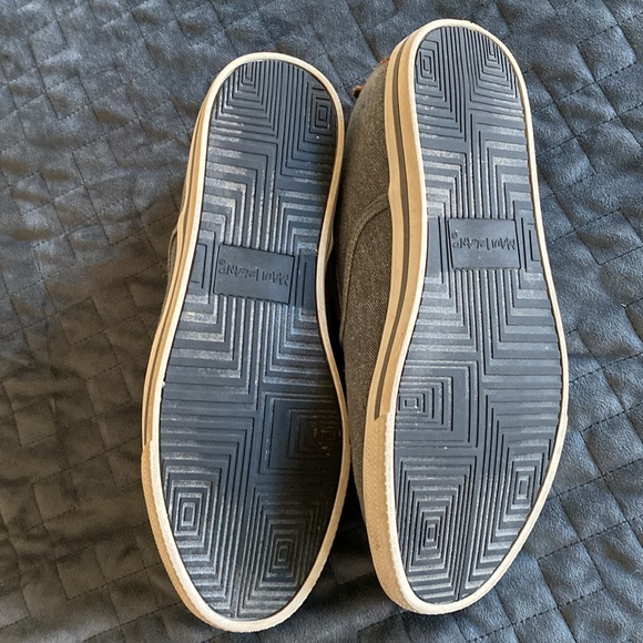 Maui Island Shoes - Picture 4 of 5